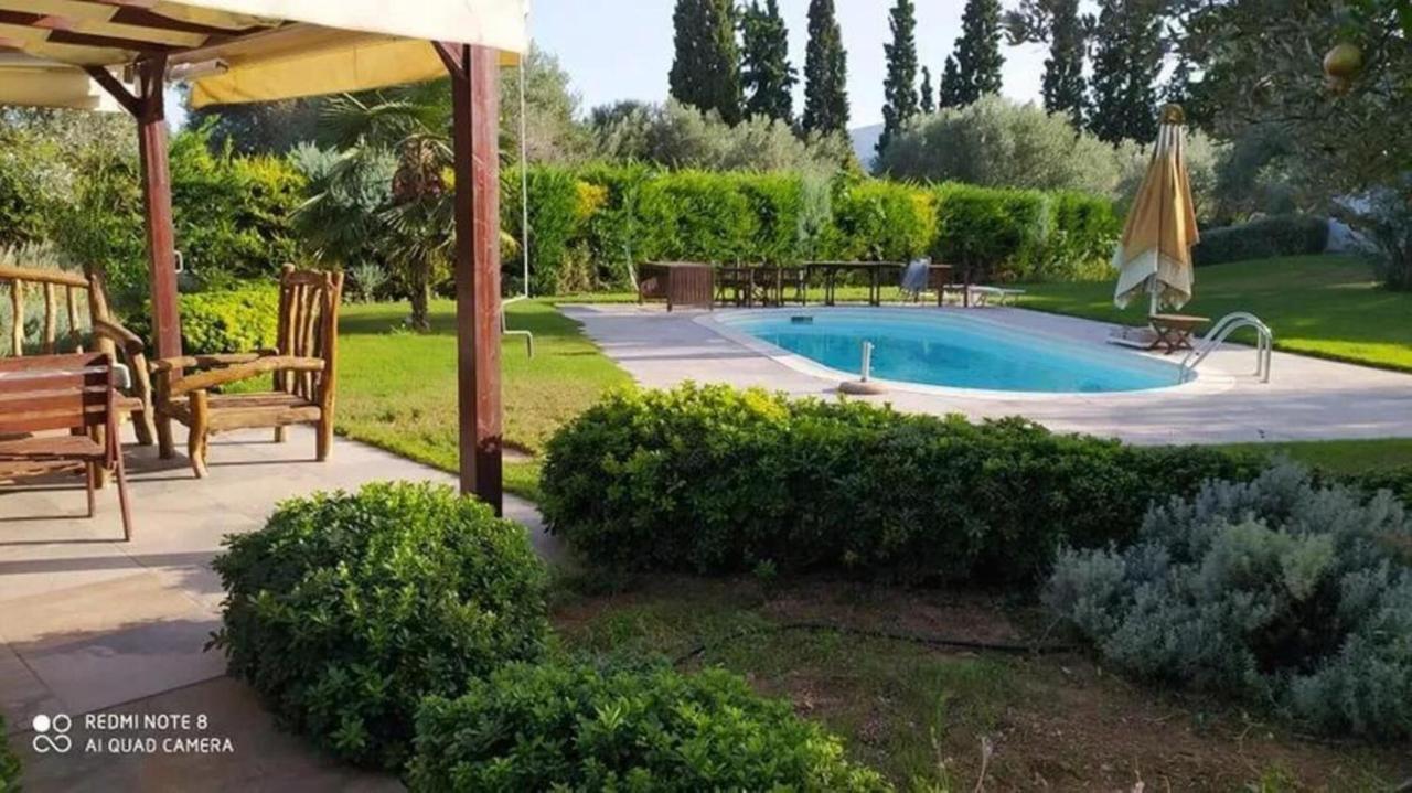 Chalkís Luxurious 6 Bedroom Villa In A Great Location מראה חיצוני תמונה
